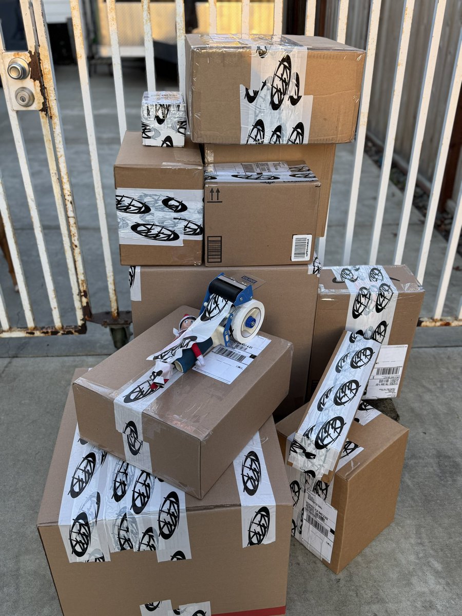 KPRracin's tweet photo. Wallace … “Help!” Busy shipping day in the shop and Wallace was just trying to help, but instead he needs help!
- - -
#KPR #PoweredByMPR #EST1994 #elfontheshelf #Wallace https://t.co/JkqNeEh56d