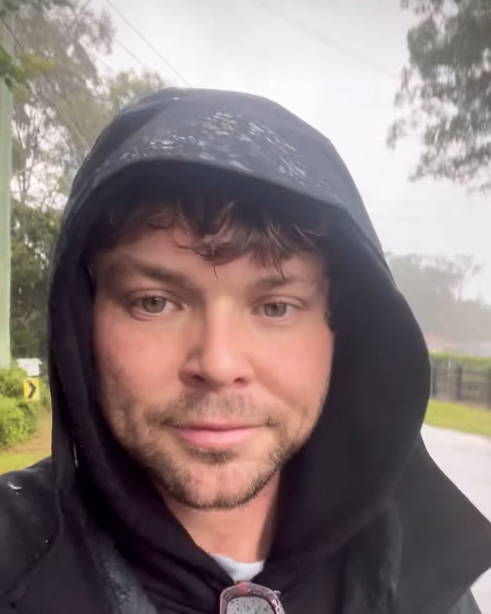 low qual ashton 🤍 tweet media