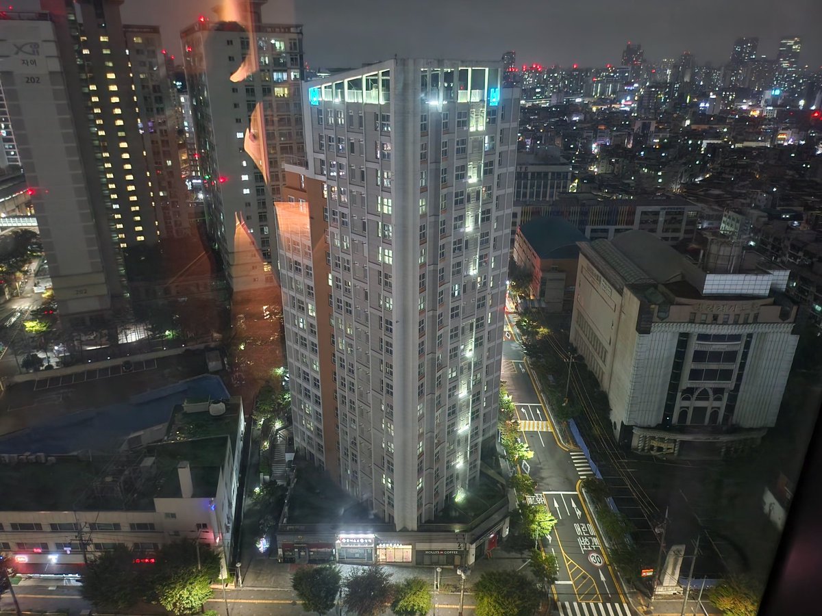 jjing_bubu's tweet image. 최근 눈팅만 하다 오랜만에 한컷
둘만의 시간이 얼마만인지..
#부커 #부부 #육아부부 #부커만남 #숨은그림찾기