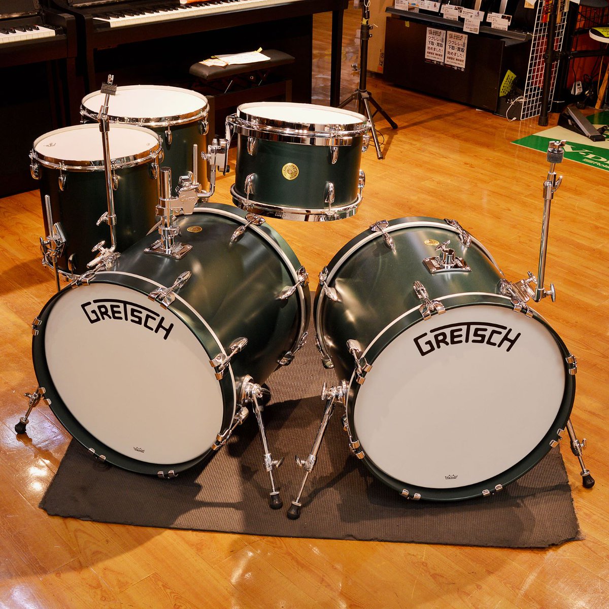 shima_koube's tweet photo. グレッチのドラムセットが中古で入荷しました✨
美品!カスタムオーダー品です!
🥁GRETSCH Broadkaster Series🥁
ツインバス仕様のこだわりの逸品!
WEBからもご購入頂けますよ♪
https://t.co/clBOOpLaRI
#グレッチ #gretsch #broadkaster #ドラム https://t.co/KIISVMVHF3