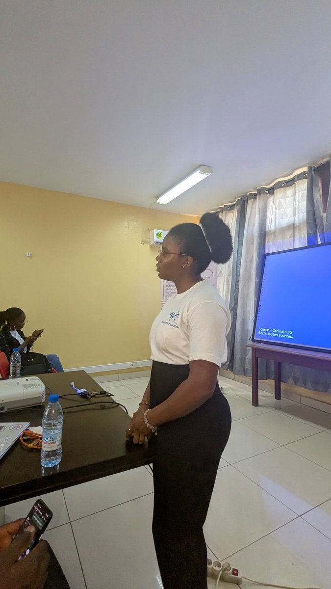 Samedi dernier, en partenariat avec l'@ENSP de Yaoundé,  nous avons organisé avec succès un événement sous le thème " l'IA pour la résolution des problèmes sociaux en Afrique. 

#Womeninscience
#DataScience
#Afrique
#IoT
#Inovation