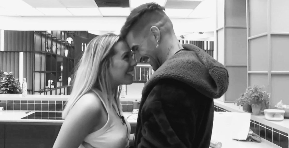 Magece_'s tweet photo. GRACIAS @violetaacrespo y @Eddyfisterra por ser mi GH por el bonito programa que nos habéis dado y por ser simplemente vosotros. Os echaremos de menos💙💜🧲 #GraciasVioledi https://t.co/ax0wO8LJPI