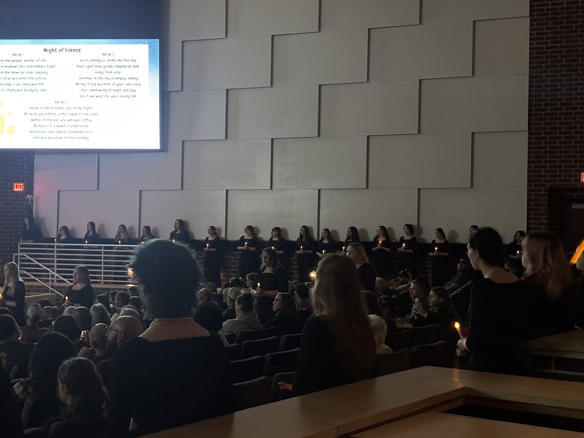 Willis_HS_TX's tweet photo. Our Willis Wildkat High School Choir put on a show tonight at their annual choir concert. @WillisSchools #mcto https://t.co/CTadDw17ce