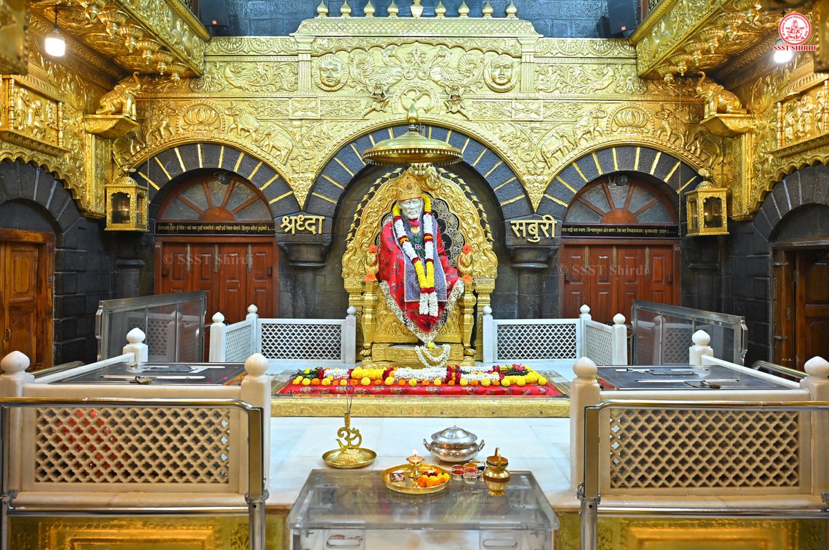SSSTShirdi's tweet photo. *!! ॐ साई राम !!*
*श्री साईबाबा संस्थान विश्वस्त व्यवस्था,शिर्डी*
*!! ॐ Sai Ram !!*
*Shri Saibaba Sansthan Trust, Shirdi*
≈≈≈≈≈≈≈≈≈≈≈≈≈≈≈≈≈ *आरती :-शिर्डी माझे पंढरपुर* 
 *बुधवार १८ डिसेंबर २०२४*   
*Aarti :-Shirdi Majhe Pandharpur*
*Wednesday 18 Dec 2024* https://t.co/o851jWi9Gu