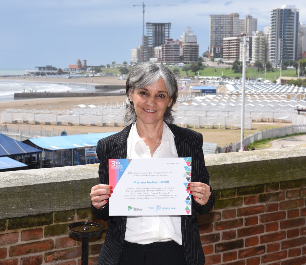 Investigadora de la UNPAZ distinguida con el premio anual de investigación “Aldo Ferrer”
desdeelconocimiento.com.ar/investigadora-…