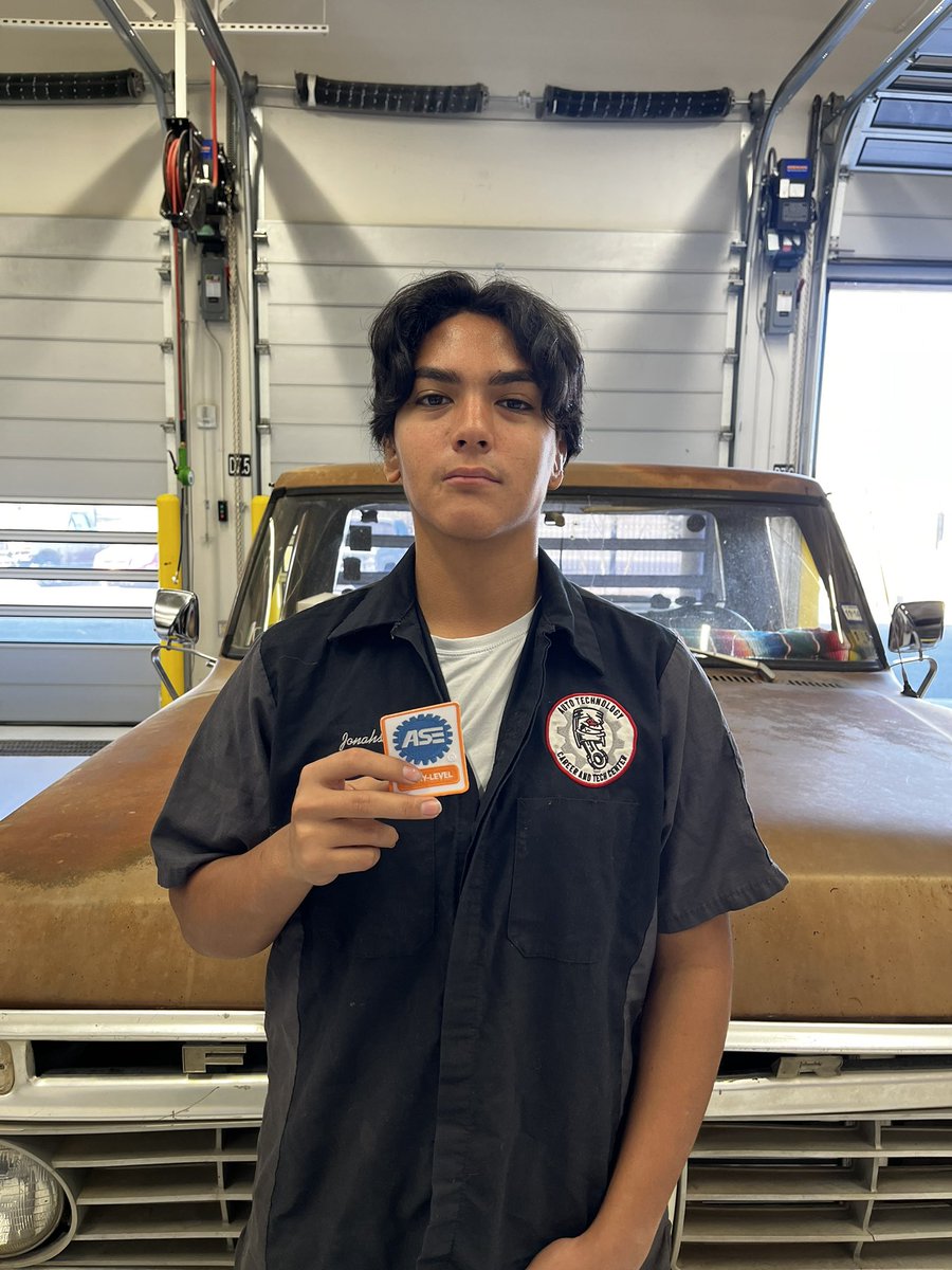 Alfredo Macias (@autotechfred) on Twitter photo Congratulations and Welcome to the ASE certified club Jonahs <a href="/DVHSYISD/">Del Valle HighSchool</a>. 18 of the 21 seniors that tested today passed their ASE Entry Level Electrical and Electronic Systems certification test <a href="/OurCareerCenter/">YISD Career and Technical Center @ Riverside HS</a> <a href="/YsletaISDCTE/">Ysleta ISD CTE</a>. Time to start getting ready for <a href="/SkillsUSA/">SkillsUSA</a>! <a href="/BrendaChR1/">Brenda Chacon-Robles, Ed.D.</a> Congratulations and Welcome to the ASE certified club Jonahs <a href="/DVHSYISD/">Del Valle HighSchool</a>. 18 of the 21 seniors that tested today passed their ASE Entry Level Electrical and Electronic Systems certification test <a href="/OurCareerCenter/">YISD Career and Technical Center @ Riverside HS</a> <a href="/YsletaISDCTE/">Ysleta ISD CTE</a>. Time to start getting ready for <a href="/SkillsUSA/">SkillsUSA</a>! <a href="/BrendaChR1/">Brenda Chacon-Robles, Ed.D.</a>