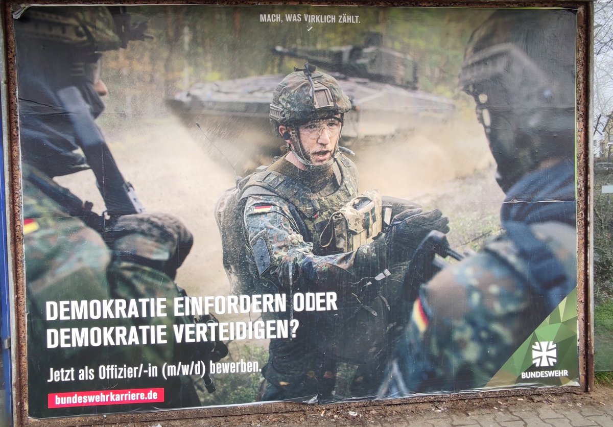 PRESSECOP's tweet photo. Bundeswehr will Daten eurer Kinder – Bis Jahresende Widerspruch einlegen! https://t.co/AnG9bfSiHU #Bundeswehr #Widerspruch #Daten #Kinder #Krieg #Politik #Skandal #breakingnews #eilt #unglaublich https://t.co/Ri9Si762Dp