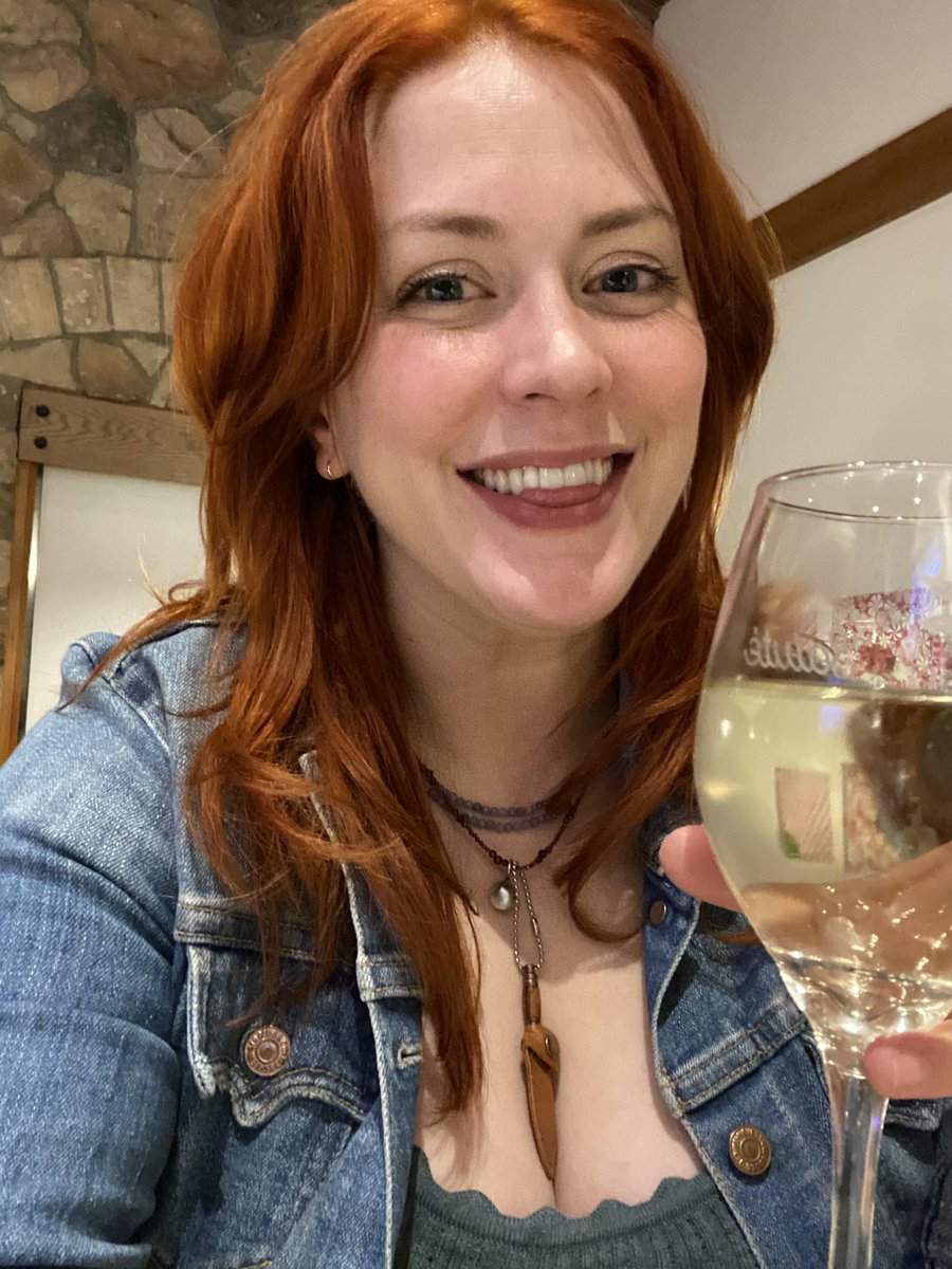 Emily Fleming tweet media