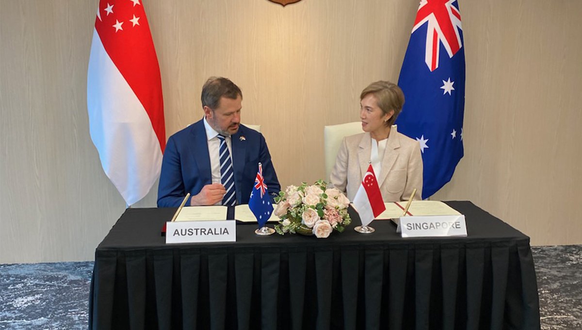 #AusGov and Singapore have renewed a MoU on #ArtificalIntelligence. The agreement will build frameworks for the civil use of #ResponsibleAI. 

Learn more: spklr.io/6019IAFV

#AIAustralia