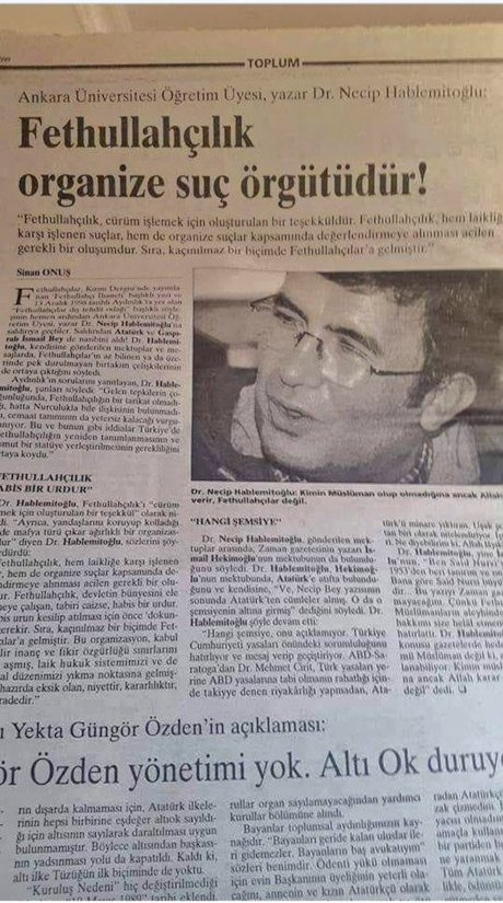 SMEYDAN's tweet photo. Necip Hablemitoğlu 18 Aralık 2002'de öldürülmeden 4 gün önce Eskişehir'deki son konferansında bakın neler söylemiş:

"Bütün bu tarikatlar, Amerika Birleşik Devletleri merkezli bu tarikatlar, bütün dünyada Amerika Birleşik Devletleri büyükelçiliklerinin koruması altında. Adeta cirit atıyorlar. Ve bundan Türkiye de nasibini fazlasıyla alıyor. Sadece bizim kendi tarikatlarımıza destek vermekle kalmıyorlar. Kendi tarikatlarını bu anlamda Türkiye'ye ve bütün dünya ülkelerine gönderiyorlar. Bakın Çin hükümeti tarikatı yasakladı. Ve Falun Gong tarikatının lider kadrosunun canını kurtaramayanları idam etti. Tarikatın lideri şu an Philadelphia'da. Buna karşılık bakıyorsunuz Moon Tarikatı, aynı şekilde bütün dünya için öngörülen tarikat, lideri yine aynı yerde. Türkiye için öngörülen Fethullahçılık. Fethullah Gülen yine aynı yerde.

Hatırlayacaksınız 1946 yılında barış gönüllüleri Türkiye'ye gelmeye başladığında, 10 binden fazla barış gönüllüsü, Türkiye'yi hallaç pamuğuna çeviriyorlar. Ve özellikle bir grubu yeşil kuşak teorisine en uygun grup olarak nitelendiriyorlar. Bu da Nurcular. Yine hatırlayacaksınız bu teoremi, komünizmin güneye inmesini önlemek amacıyla Türkiye dahil, İran dahil, Pakistan dahil, Afganistan, Suriye, Irak dahil olmak üzere; bütün İslam ülkelerinde şeriatçılığı güçlendirerek ulus devletler yerine tarikat yönetimlerini egemen kılarak, ateizme, komünizme karşı olan dinsel yapılanmayı güçlendirmeyi hedefliyor bu strateji. Türkiye'nin iş birlikçisi olarak da Said-i Nursi seçiliyor. Ve Said-i Nursi, bildiğiniz gibi Amerikalılara sonuna kadar hizmet ediyor. Aşağı yukarı 6 bin kişiyi, 6 bin Nur talebesini Türkiye'den götürüyorlar. Ve Amerika'da ilk Nur Cemaati kuruluyor. Elimde ilk Nur risalelerinin Amerika'daki yayın tarihine baktığımda, biri 1951 biri 1956. Yani o tarihlerden itibaren İngilizceye çevrilmiş risaleleri biz Amerika Birleşik Devletleri’nde görüyoruz.

Türkiye'de 4 bin 500 vakıf ve dernek var bunlara ait. Aşağı yukarı 1704 toplam okul var. Bunların 199'u Fethullah, 29'u Nakşibendilere ait. Mahmud Esad Coşan, Musa Topbaş gibi değişik Nakşibendi gruplarının da farklı okulları, farklı yurtları, farklı gazeteleri ve dergileri var. Bunların yanı sıra Cihat, Yöneliş, Darül Harp, Akabe, Vahdet, Selefi, Hizb ut Tahrir gibi, çok sayıda maalesef İslamiyet, resmen irticai tensip eden gruplar da yine faaliyetlerine devam ediyor." 

Ayrıntı için bkz.👇

https://t.co/mnEJoDC9jT..

Necip Hablemitoğlu Atatürk'e, bağımsız, laik Cumhuriyete sahip çıkıp gerici ve bölücü teröre karşı çıktı ve katledildi. Hep Hablemitoğlu gibi Atatürkçü ve laik Cumhuriyet sevdalısı aydınlar katledildi, ancak nedense hep Atatürk ve Cumhuriyet düşmanları mağdur pozlarında...

Anısına saygıyla...