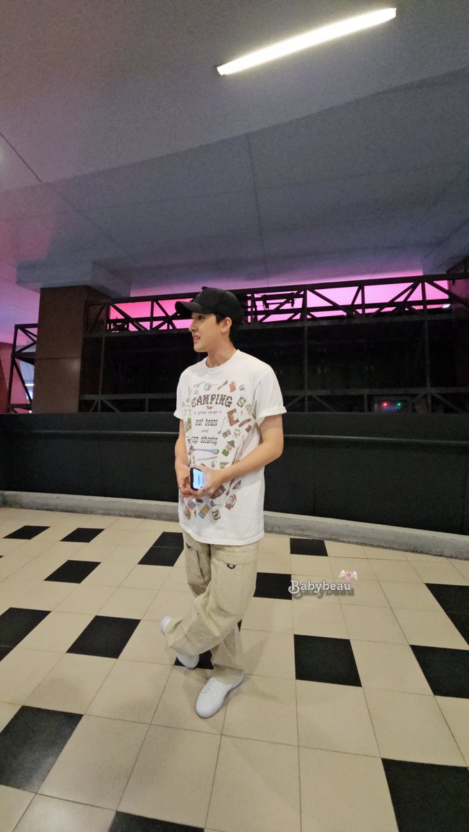 PIandMe8's tweet photo. ถ้าเธอหนาวเราพร้อมจะเป็นที่ซบ แต่ถ้าเธออยากคบเราพร้อมจะเป็นที่รัก 🥶🫶
#YuniverseAwards2024
#ยกนี้พี่ต้องชนะ
#MatthewDavid
#mmatthew @mmatthew_dr
#DavidMatthewRoberts
#เดวิดแมทธิว
#babymoons🍤🌗 https://t.co/LMfJAlz8Yj