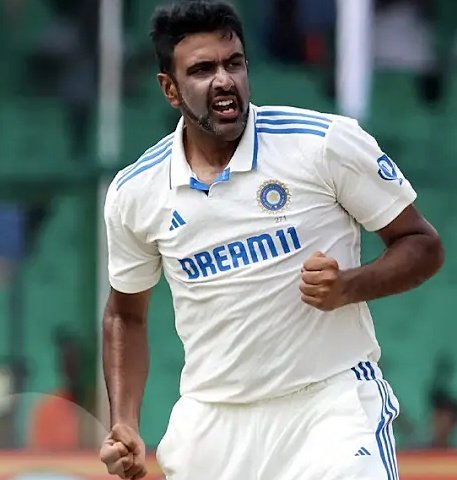 <a href="/imVkohli/">Virat Kohli</a> <a href="/ashwinravi99/">Ashwin 🇮🇳</a> Ash anna