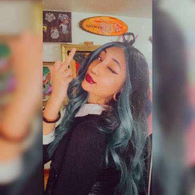 EcchiVee's tweet photo. #NewProfilePic https://t.co/fIpapyuVdR