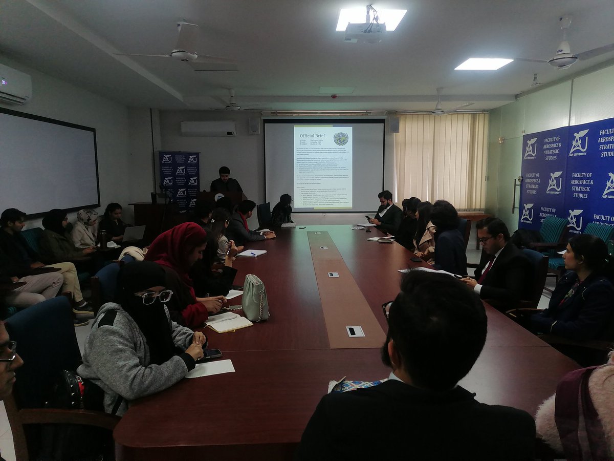 Aiza_Azam's tweet photo. For my IR Since 1945 course, we are conducting a simulation today to recreate the Cuban Missile Crisis, with an exercise designed by our simulations Master @f_aider

Roles have been assigned to each party with a bearing on the crisis.

We have begun

@fass_air https://t.co/KV2Ytpx5Ba