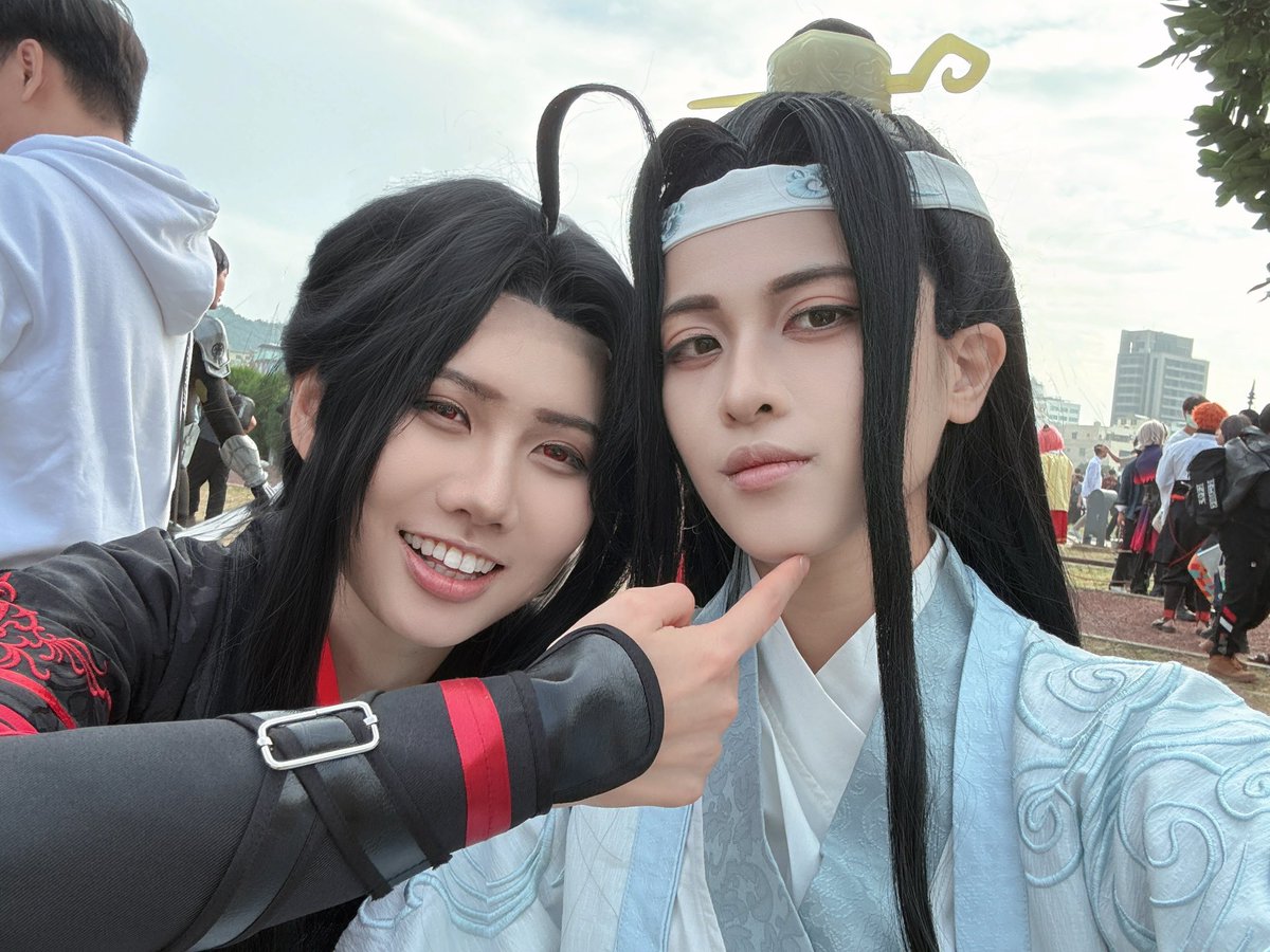 Usercoshoyo's tweet photo. Went to FFK with my boyfriend(?)

Wangji：冬木 huyume
Wuxian：N:Z

#cosplay #FFK #mdzs #MDZS #WangXian #WeiWuxian https://t.co/C6531mq8Ve