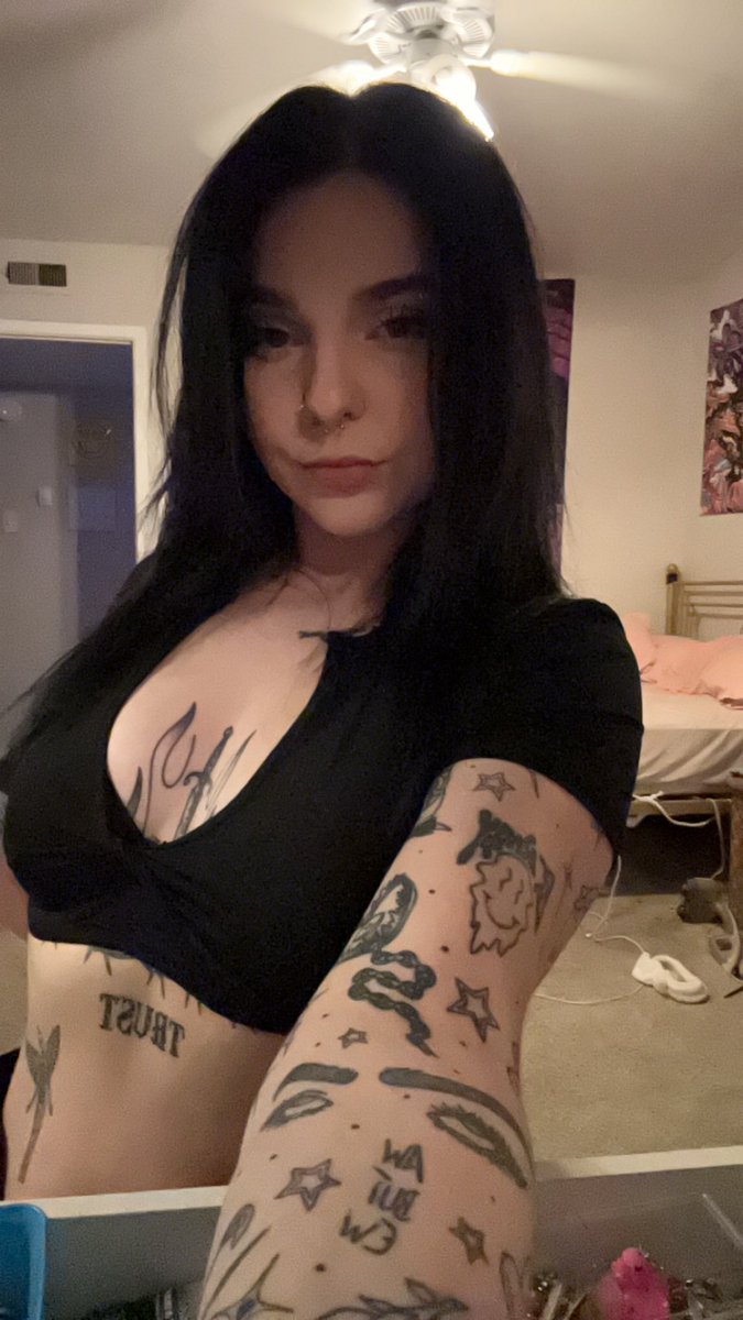 New hair 🖤