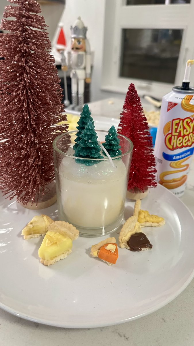 Meganquist's tweet photo. Amazon Live: Gluten Free Holiday Appetizers Feat. Spray Cheese | Megan Quist Amazon Storefront https://t.co/uXY5zoBcVA https://t.co/PUO6aY7kgd