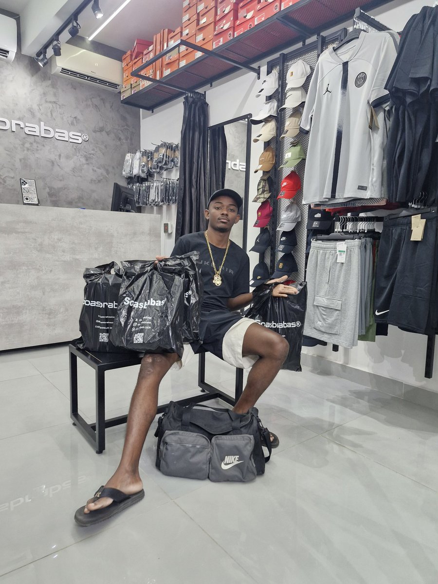 Nós usa pq nós gosta, e graças a Deus nós pode 🤧