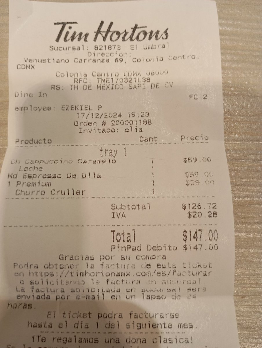 lialorm's tweet photo. @TimHortonsMX Tristemente tenía altas expectativas de ustedes pero el trato grosero e indiferente de su personal deja mucho que desear. Ya no preparaban sándwiches y me parece ilógico que no cuenten con sanitario en su sucursal. https://t.co/BKXQ83sgSH