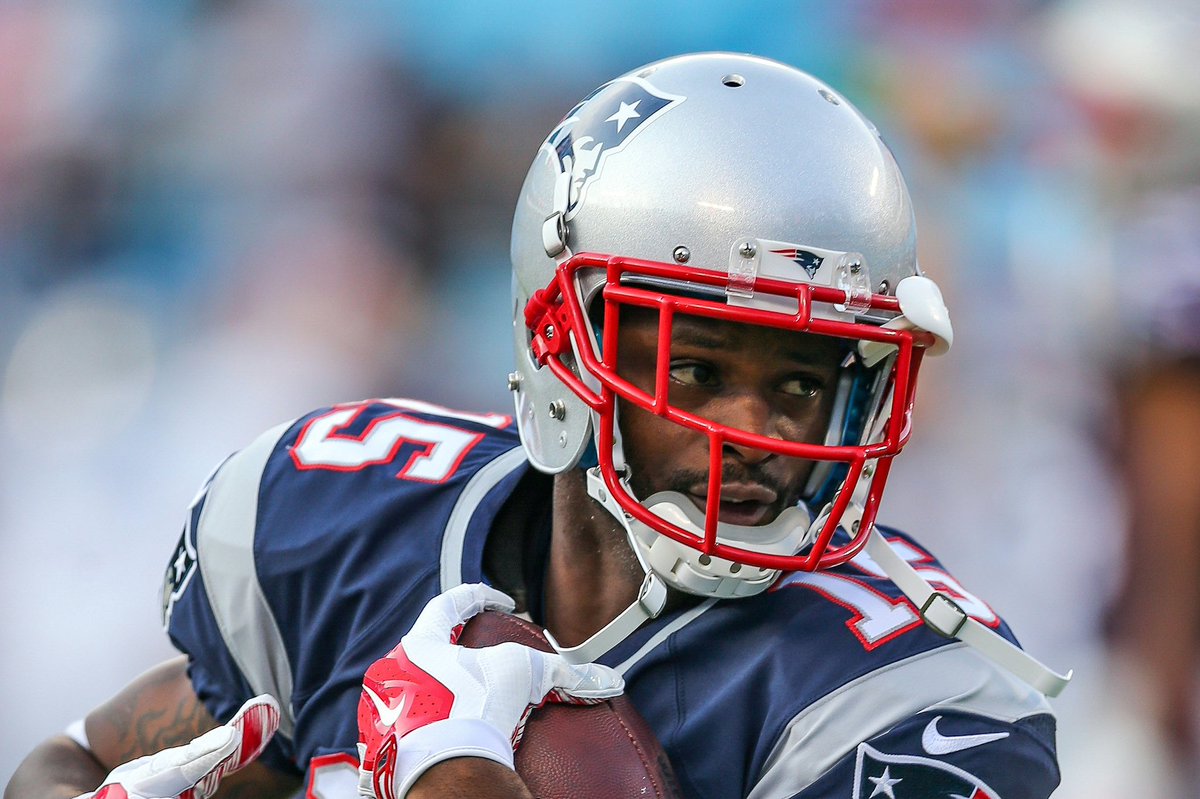 driscollst's tweet photo. @FBGreatMoments Reggie Wayne Patriots https://t.co/15rG0Y0cdt