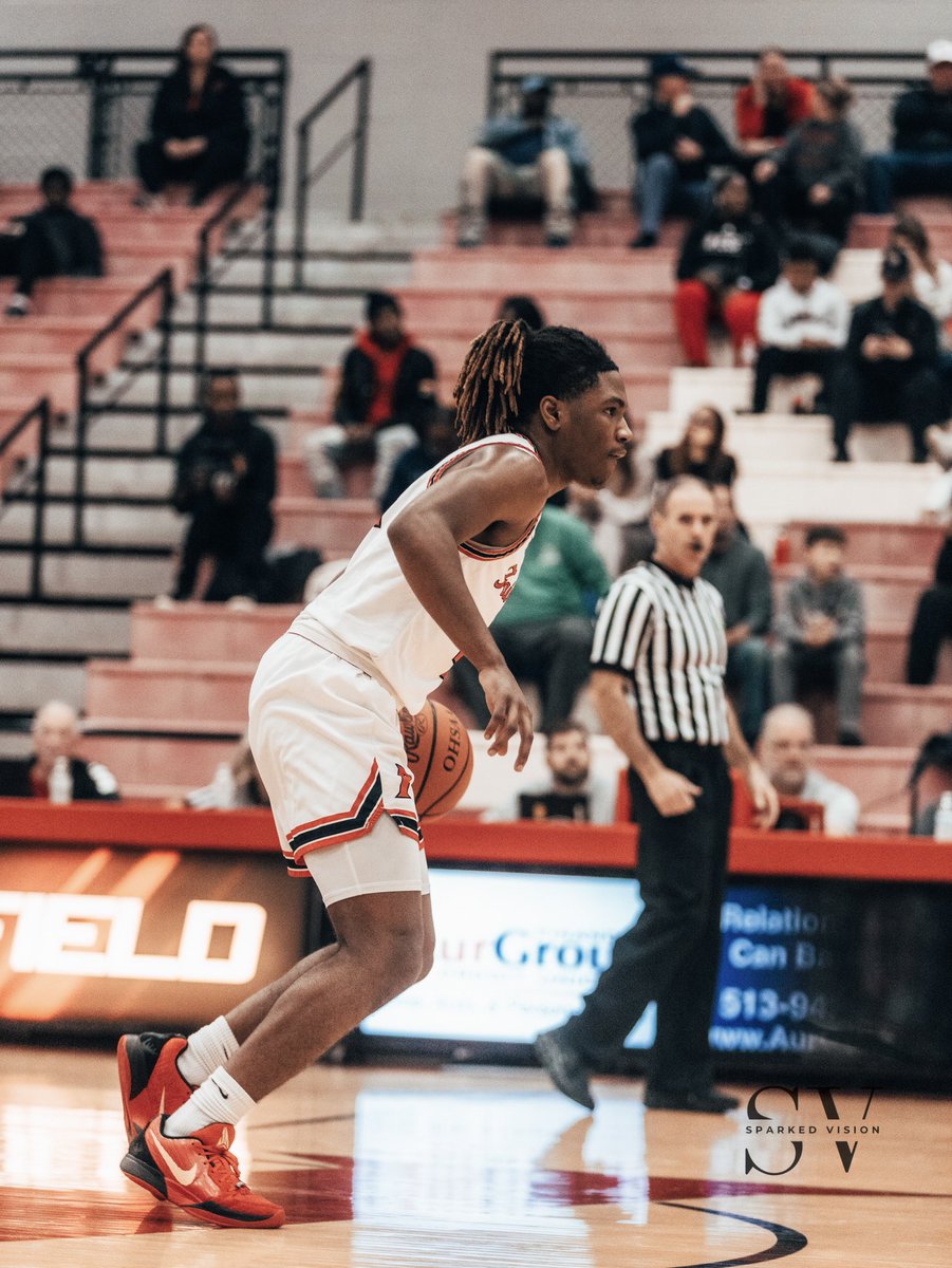 FairfieldHSBasketball (@fairfieldhs_mbb) on Twitter photo FAIRFIELD INDIANS 57
HAMILTON BIG BLUE 42
<a href="/GabeClemmons1/">Gabe Clemmons</a> 16pts 13rbs
<a href="/HilvertL/">matthilvert5</a> 15pts - 5/7 3pt
<a href="/Daviawne1/">daviawne crim</a> 12pts 5rbs 7asst
<a href="/Lewis_Mike12/">Michael Lewis</a> 9pts 4asst
<a href="/Raymir_Coney26/">Raymir Coney5️⃣</a> 9rbs
Indians Move On To 5-0!!! FAIRFIELD INDIANS 57
HAMILTON BIG BLUE 42
<a href="/GabeClemmons1/">Gabe Clemmons</a> 16pts 13rbs
<a href="/HilvertL/">matthilvert5</a> 15pts - 5/7 3pt
<a href="/Daviawne1/">daviawne crim</a> 12pts 5rbs 7asst
<a href="/Lewis_Mike12/">Michael Lewis</a> 9pts 4asst
<a href="/Raymir_Coney26/">Raymir Coney5️⃣</a> 9rbs
Indians Move On To 5-0!!!