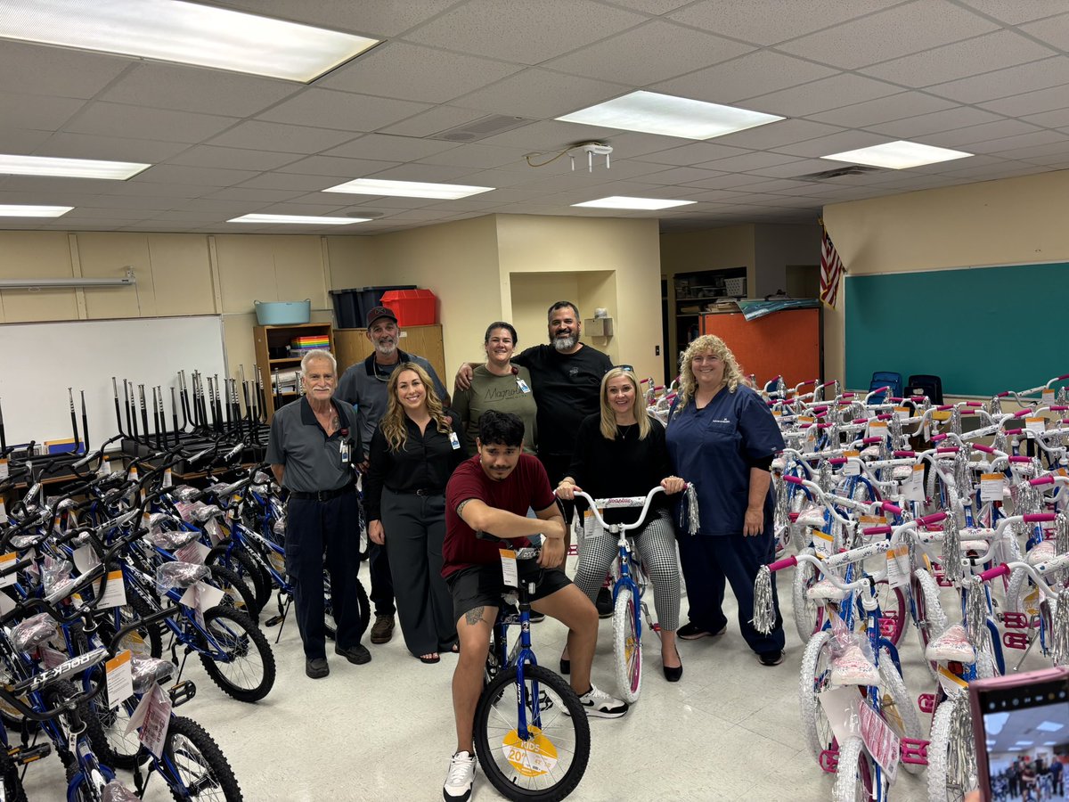 GSESPelicans's tweet photo. Thanks to Advent Health who donated more than 120 bikes to GSES for the holidays! https://t.co/yrW0FYHpi2