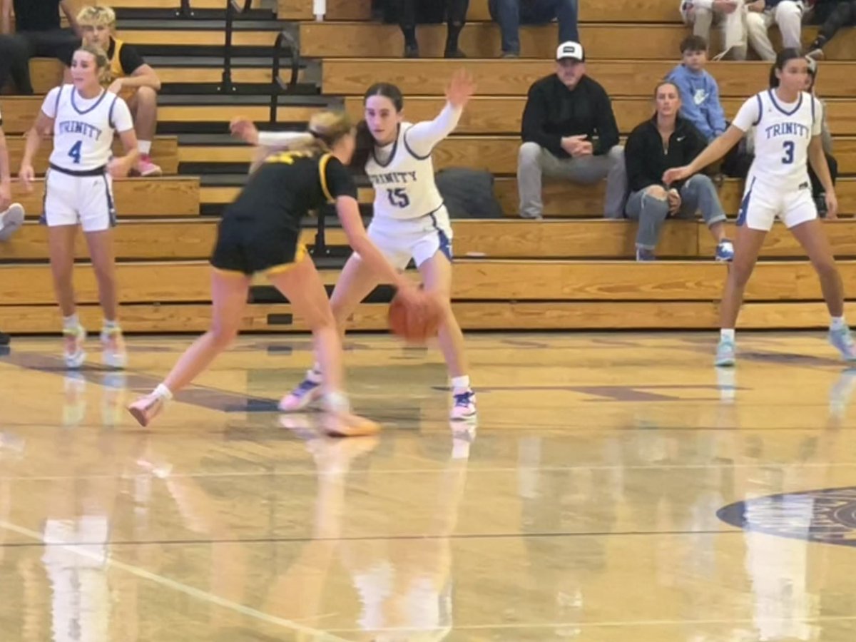 TRINITY_MLUCAS's tweet photo. Both the Trinity Boys and Girls Basketball teams left it all on the court tonight! 🏀💪 The effort, teamwork, and heart were unmatched, even though the win wasn’t ours this time. Proud of the fight, Hillers! #HillerPride #TrinityBasketball https://t.co/mnZWQaj688