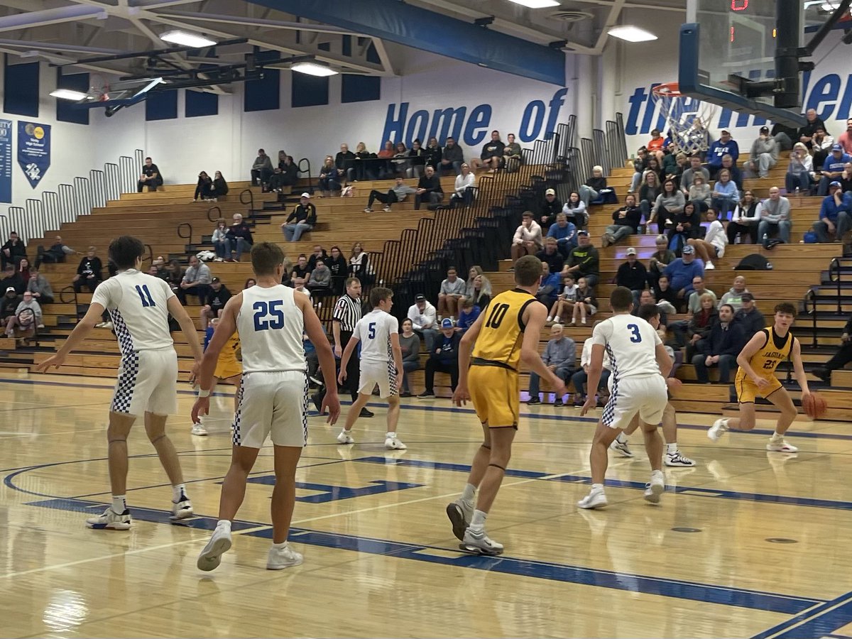 TRINITY_MLUCAS's tweet photo. Both the Trinity Boys and Girls Basketball teams left it all on the court tonight! 🏀💪 The effort, teamwork, and heart were unmatched, even though the win wasn’t ours this time. Proud of the fight, Hillers! #HillerPride #TrinityBasketball https://t.co/mnZWQaj688