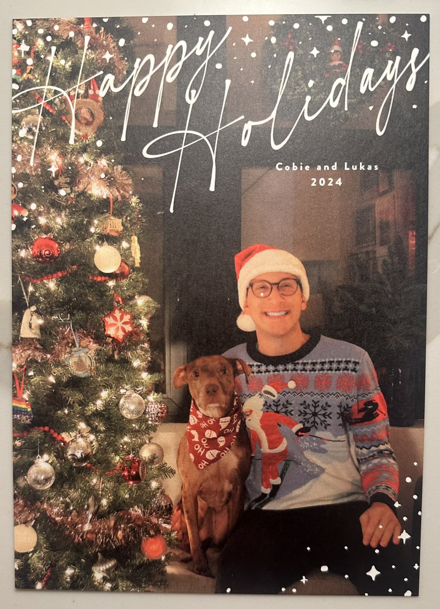 Ltpietrzak's tweet photo. Happy Holidays from Cobie and me 🎄 https://t.co/bB30OGfd2m