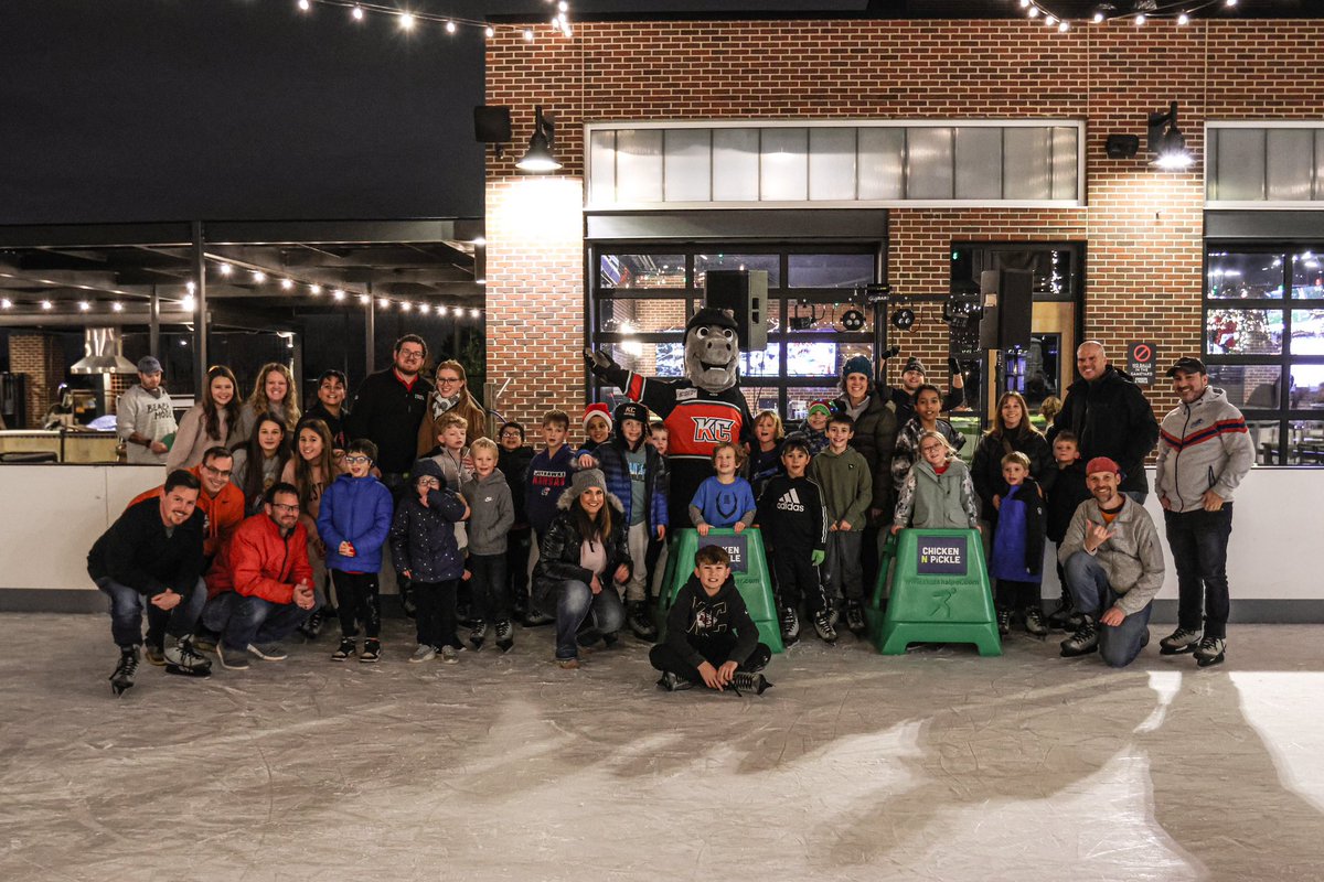 xy-Kansas City Mavericks (@kc_mavericks) on Twitter photo Coaches Shows at <a href="/ChickenNPickle/">Chicken N Pickle®</a> OP are unmatched… especially when there’s a free skate🤗‼️
Shoutout to <a href="/SportsRadio810/">Sports Radio 810 WHB</a> for another great show!
See these Mavs at our Teddy Bear Toss / Christmas Vacation game THIS SATURDAY!
🎟️🔗🧸—> ticketmaster.com/kansas-city-ma… Coaches Shows at <a href="/ChickenNPickle/">Chicken N Pickle®</a> OP are unmatched… especially when there’s a free skate🤗‼️
Shoutout to <a href="/SportsRadio810/">Sports Radio 810 WHB</a> for another great show!
See these Mavs at our Teddy Bear Toss / Christmas Vacation game THIS SATURDAY!
🎟️🔗🧸—> ticketmaster.com/kansas-city-ma…