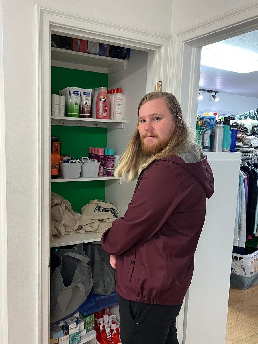 A few of today’s Nevada Promise volunteers.  💕