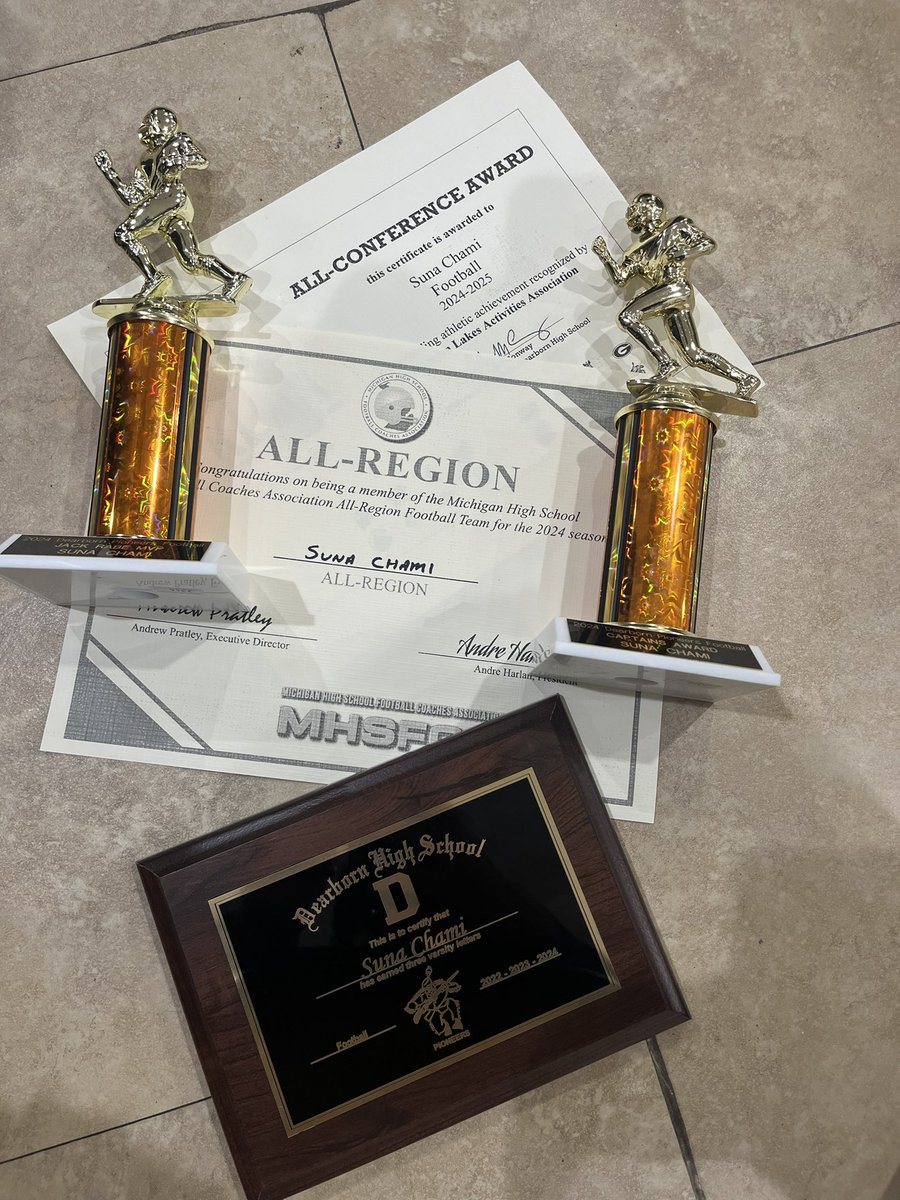 Ihsan Chami (@sunachami13) on Twitter photo Blessed to receive These awards and thankful for <a href="/PioneerDearborn/">Dearborn Pioneer Football</a> <a href="/CoachGrig_NCSA/">Coach Grignon</a>
-All state RB!
-First time all region
First team all conference
-MVP AWARD-CAPTIONS AWARD 🥇 Blessed to receive These awards and thankful for <a href="/PioneerDearborn/">Dearborn Pioneer Football</a> <a href="/CoachGrig_NCSA/">Coach Grignon</a>
-All state RB!
-First time all region
First team all conference
-MVP AWARD-CAPTIONS AWARD 🥇