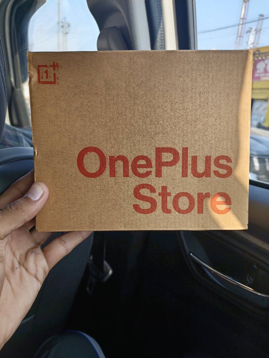 Ankit7083's tweet image. Early morning agar parcel 📦 deliver ho jaaye to 😍. 
@OnePlus_IN #A11EyesAhead #OnePlusBuds3Pro