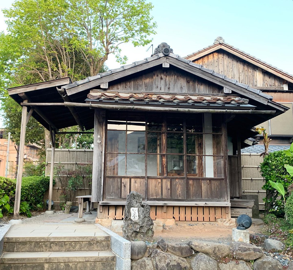 NipponVibe's tweet image. Why is a US-led project reviving Nagasaki&apos;s Catholic legacy? The Nagasaki Bell Project, replacing a bell lost in the 1945 atomic bombing, symbolizes hope and unity. Join the effort to reach $125K and honor the martyrs&apos; faith. Thoughts? #CatholicUnity #NagasakiPeace