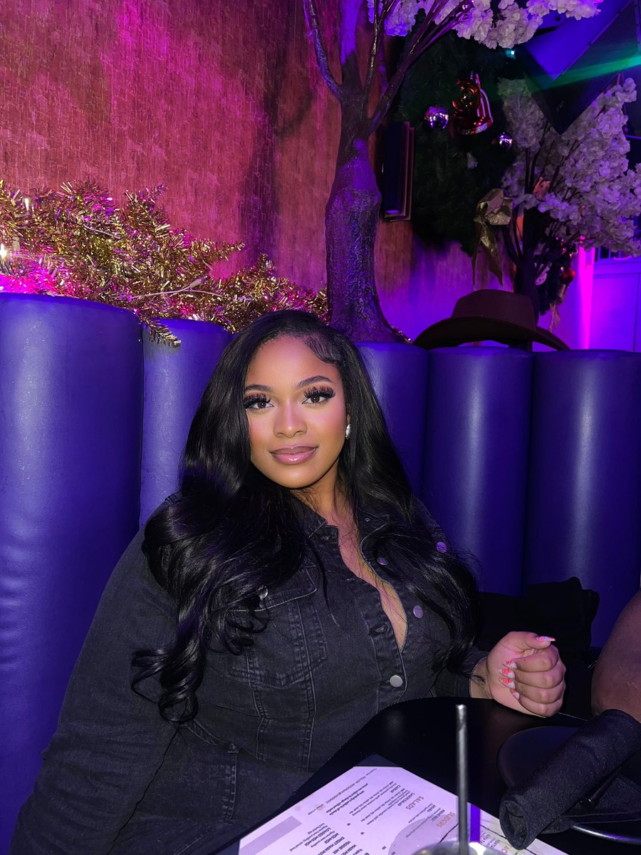 AWatleyy_'s tweet photo. 🖤🖤🖤🖤 https://t.co/PuwAwNWoUa