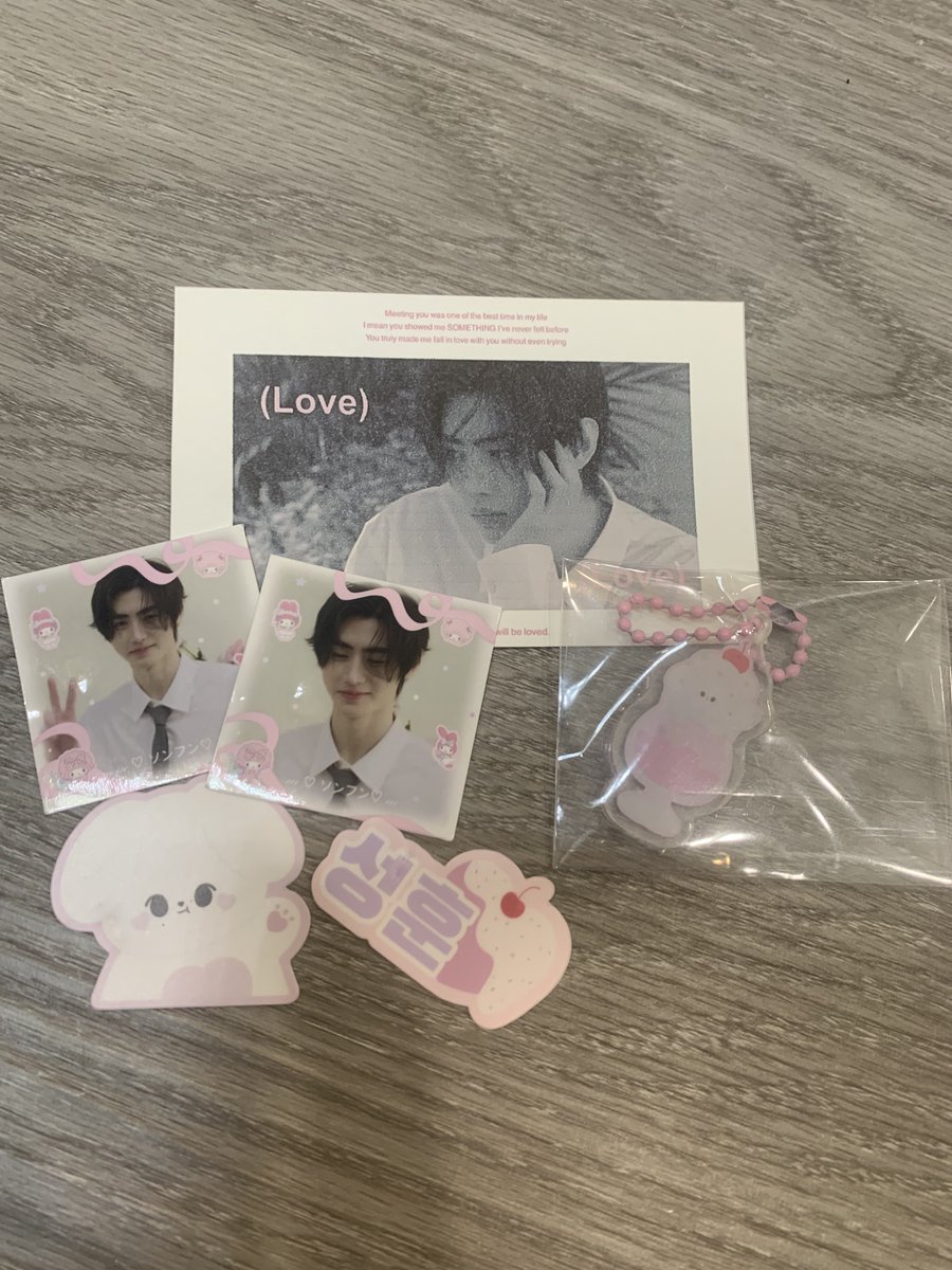 icc_ey's tweet photo. Such a very cute giveaway💗 #hoonchiiigw #iprefersg #pepiitoyou https://t.co/J0FwIG7cNy
