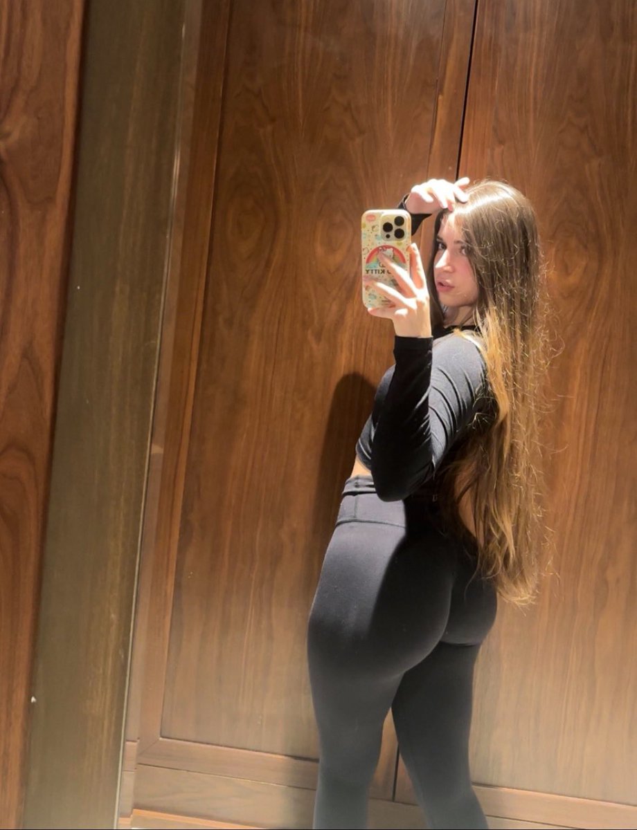 Emarb (@emarlove44) / Posts / X