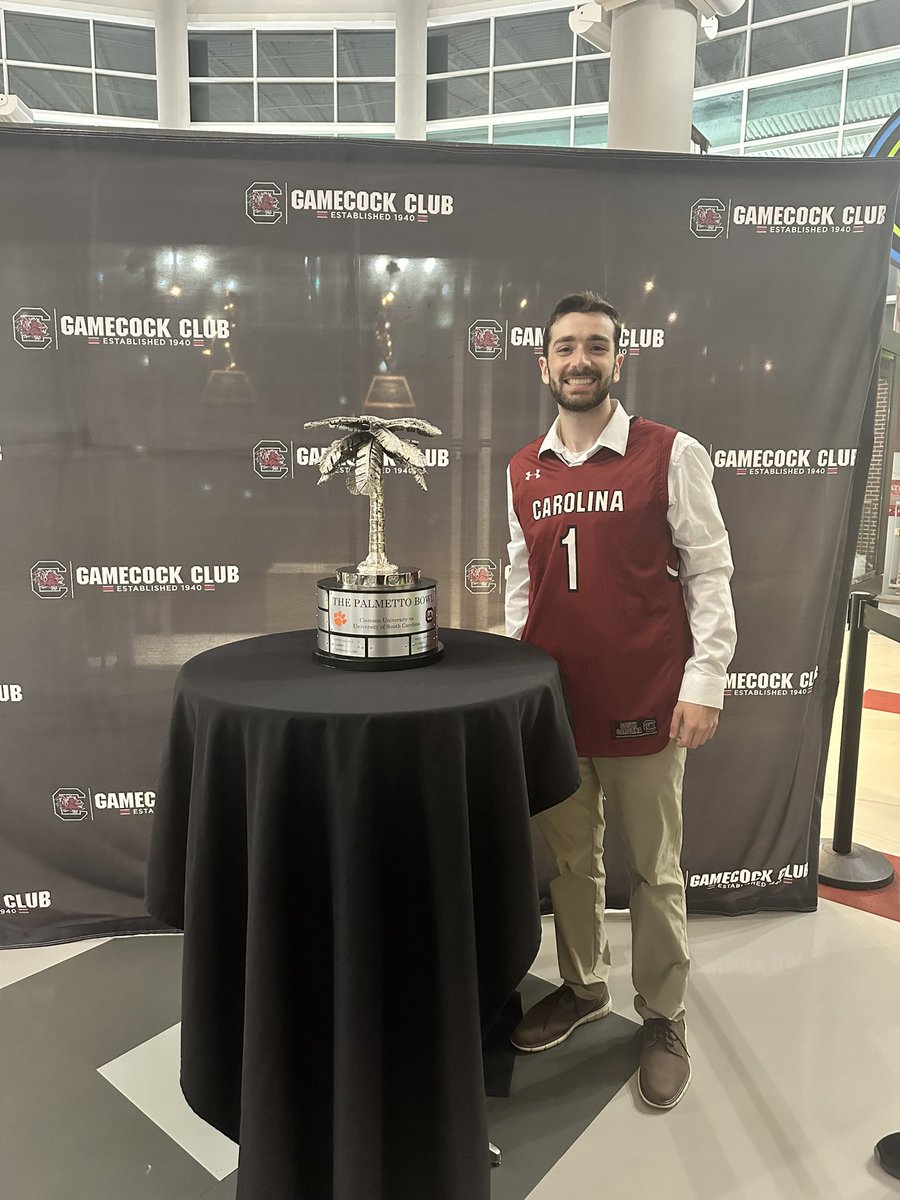 bfitzgerald_12's tweet photo. Last night in CLA (for now). Thank you to CLA and Gamecock Basketball. To the students I’m sadly leaving behind, remember, WE are the Cockpit and the teams needs us. You’re there to be loud and cause chaos. If anyone tells you to sit down tell them NO.  Go Cocks 🐓🐔 https://t.co/pKCMk7S8WY