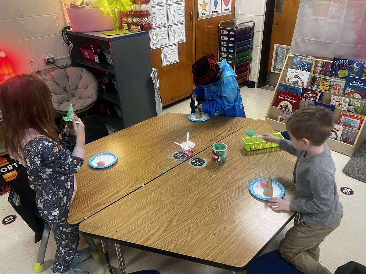 MissHortonSC's tweet photo. Yesterday our spirit day was Christmas Tree day! We made our own Christmas trees with sugar cones, frosting, &amp; sprinkles! It was such a fun, little project that the kids loved and enjoyed eating afterwards, at home! 😊 #ChristmasMagic @SyringDragons  @swartz_creek https://t.co/zMmprmOBcV