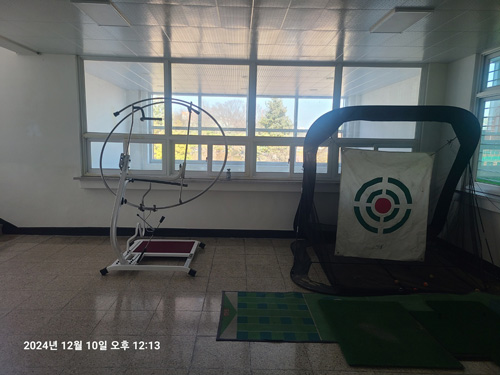 Proswing_Inc's tweet image. [ #로보스윙머신204 ] 군산대학교 스포츠학과

제품문의:1899-6637
proswing.kr
#골프연습머신 전문제조 (주)프로스윙

#골프스윙연습 #드라이버스윙연습 #아이언스윙연습 #골프자세연습 #골프궤도연습