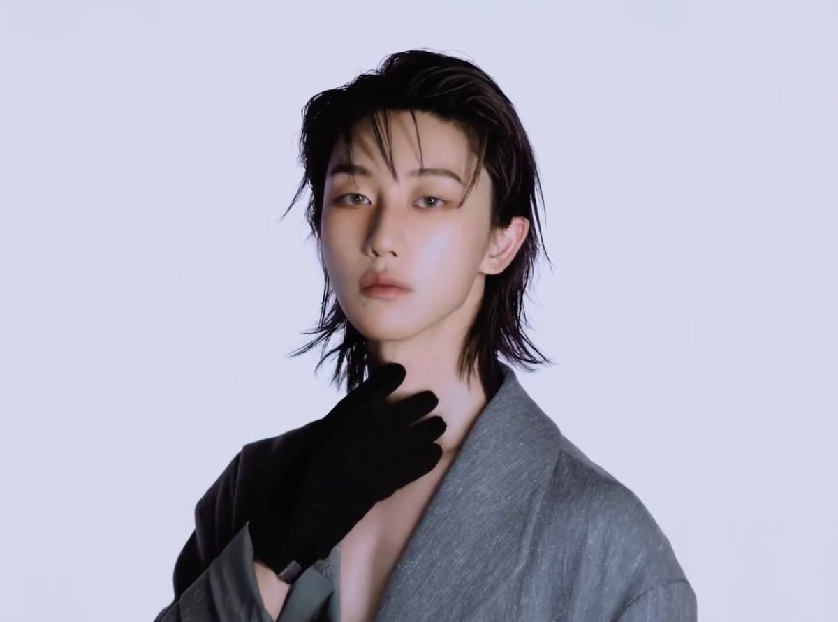 xueishaoo's tweet photo. 𝐌𝐈𝐍𝐆𝐇𝐀𝐎 for Another Man Magazine 🤍 https://t.co/gceMA4AuAS