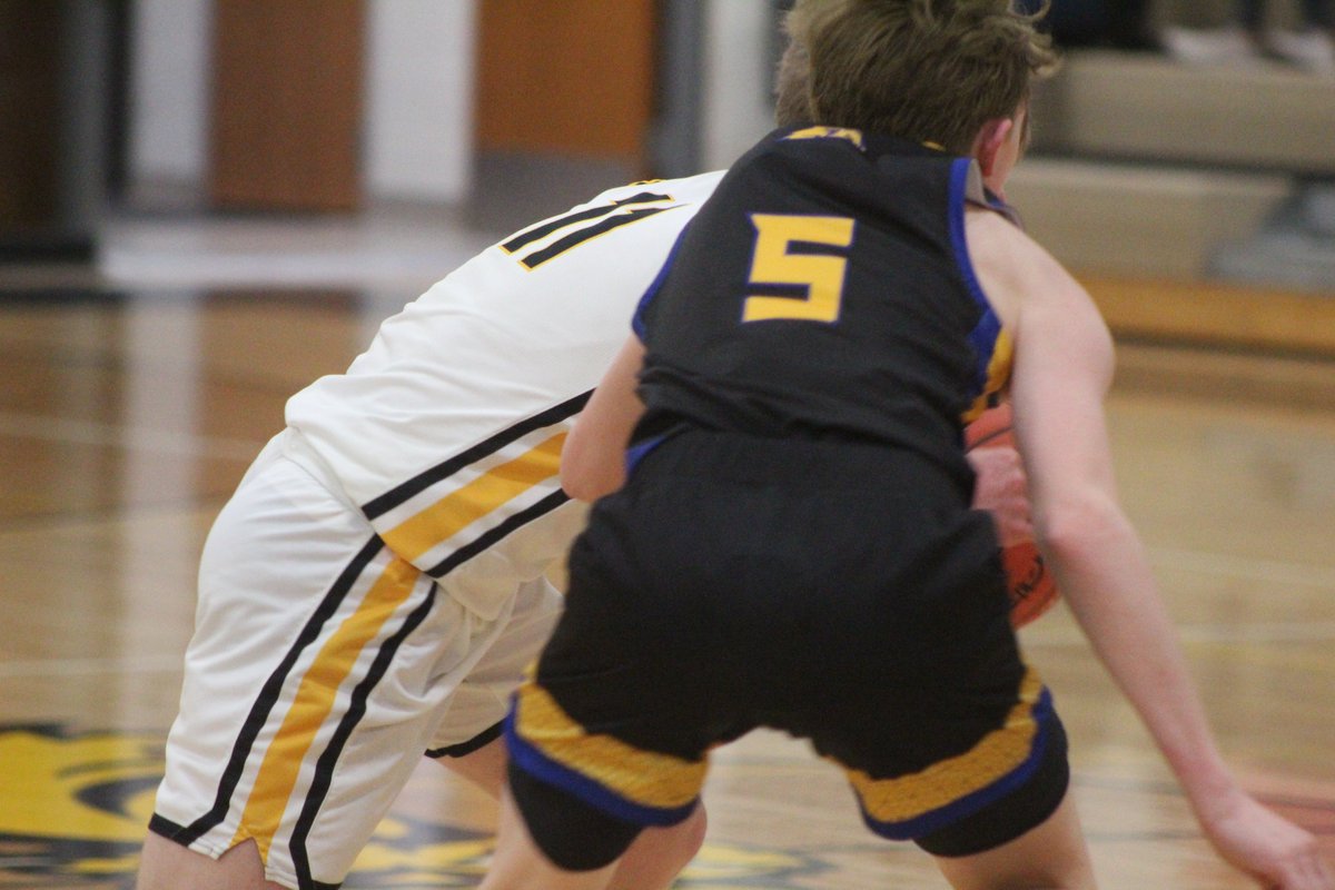 Mid-Prairie's Bryce Henry topped 20 points for the 4th consecutive game Tuesday, scoring a season-high 26 in the Golden Hawks' 75-56 win over Wilton. M-P has won 5 straight for the first time since 2021. Brady Weber scored 20. <a href="/TheNews_Sports/">The News — Sports</a> <a href="/Mid_Prairie/">Mid-Prairie CSD</a> <a href="/MidPrairieBball/">Mid-Prairie Basketball</a>