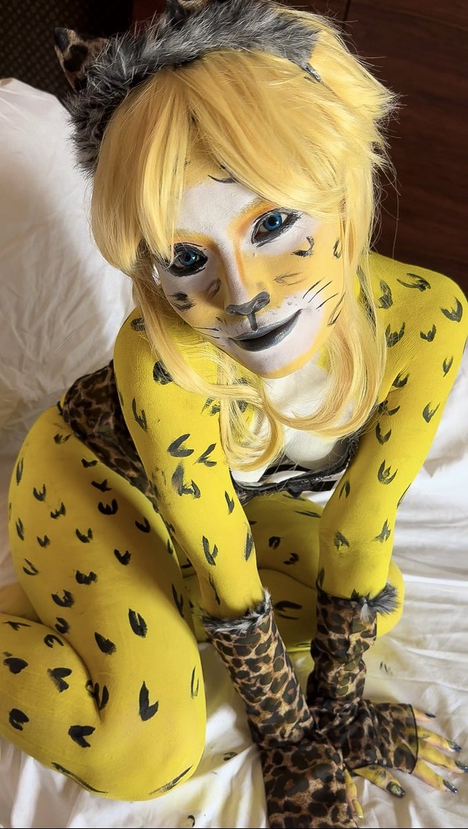 fetish_makeup's tweet photo. この姿で犯してあげよっか？？？🥰 https://t.co/Pol1JNL3sj