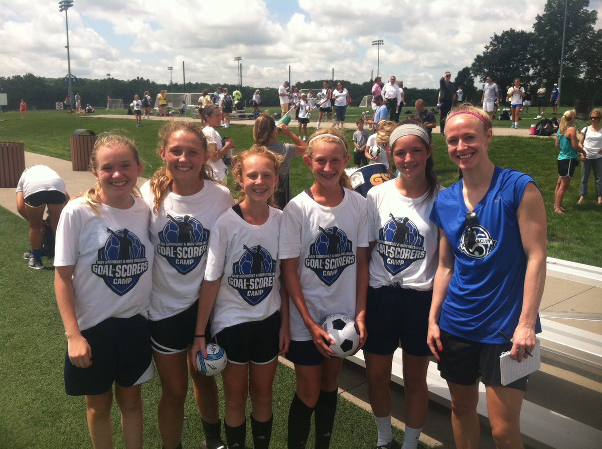 DukeJones71's tweet photo. @beckysauerbrunn @MOSoccerGuy Congrats on a brilliant career, @beckysauerbrunn! You inspired a ton of young girls and women, including my girls (now grown) back here in KC #FCKC https://t.co/pyd6B3vd1I