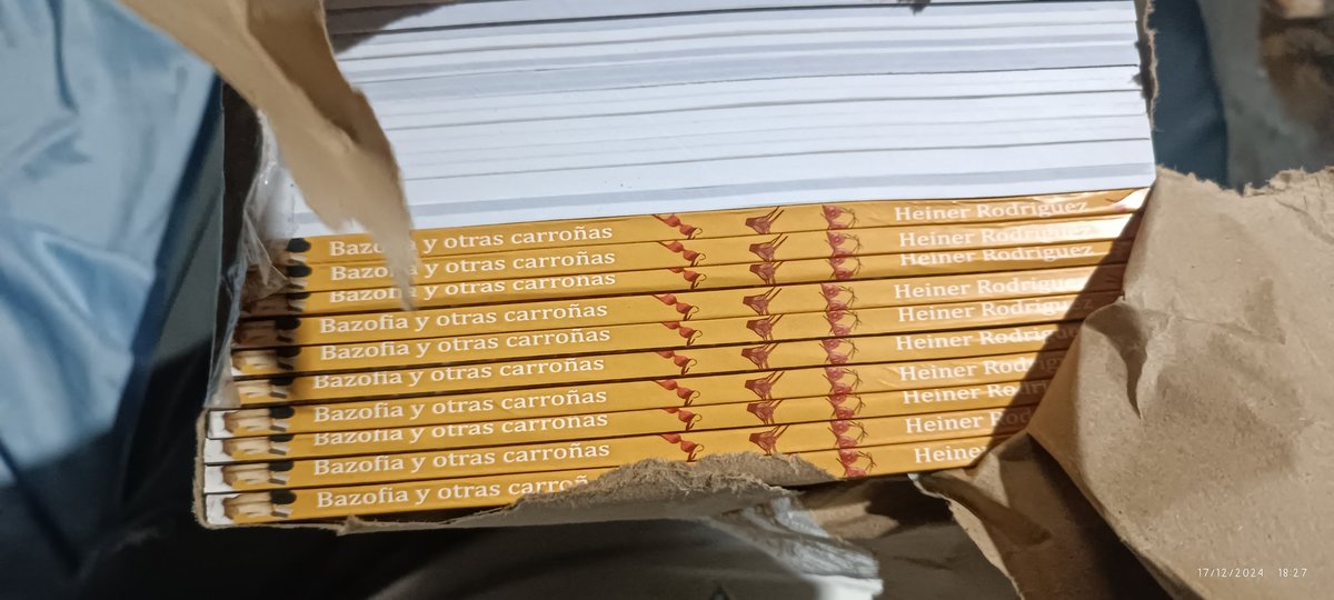 bryhey's tweet photo. A la venta mi libro

#poetrycommunity #relatos #poesias #poesia #poesiasLeyendo #poesiaacustica6 #poema #poesiaacustica #poet #poetrytok #poemas #poetrylover #poems #poemascortos #poesiasdeamor #poetry #poem https://t.co/pOUrzRzHvU