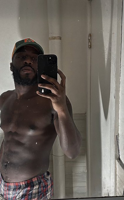 Watch Acey Forger 🔎's leaked NSFW photo on TwXstars