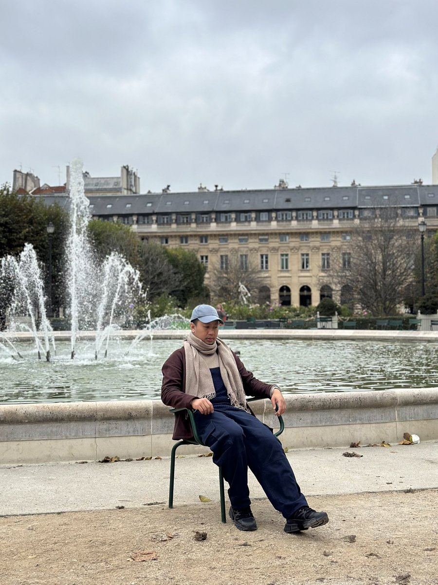 roy_wanders's tweet photo. Bonjour, Paris! https://t.co/cGGxmFZab8