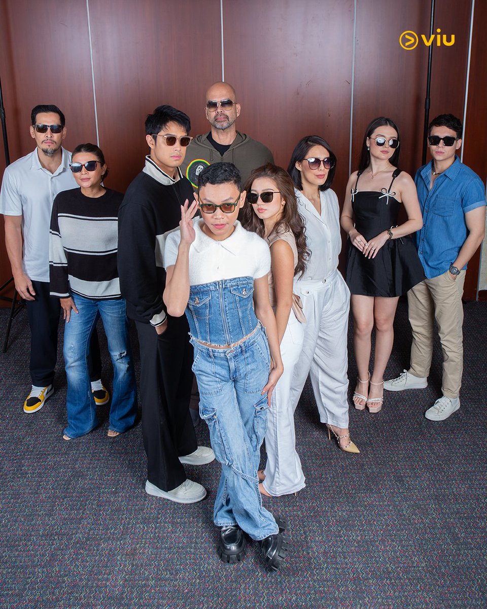 Viu_PH's tweet photo. No red flags with this cast 😎 have you watched the latest episodes of #HowToSpotARedFlag? 💛🚩#HTSARF #ViuExclusive https://t.co/EQCvvnwfkU