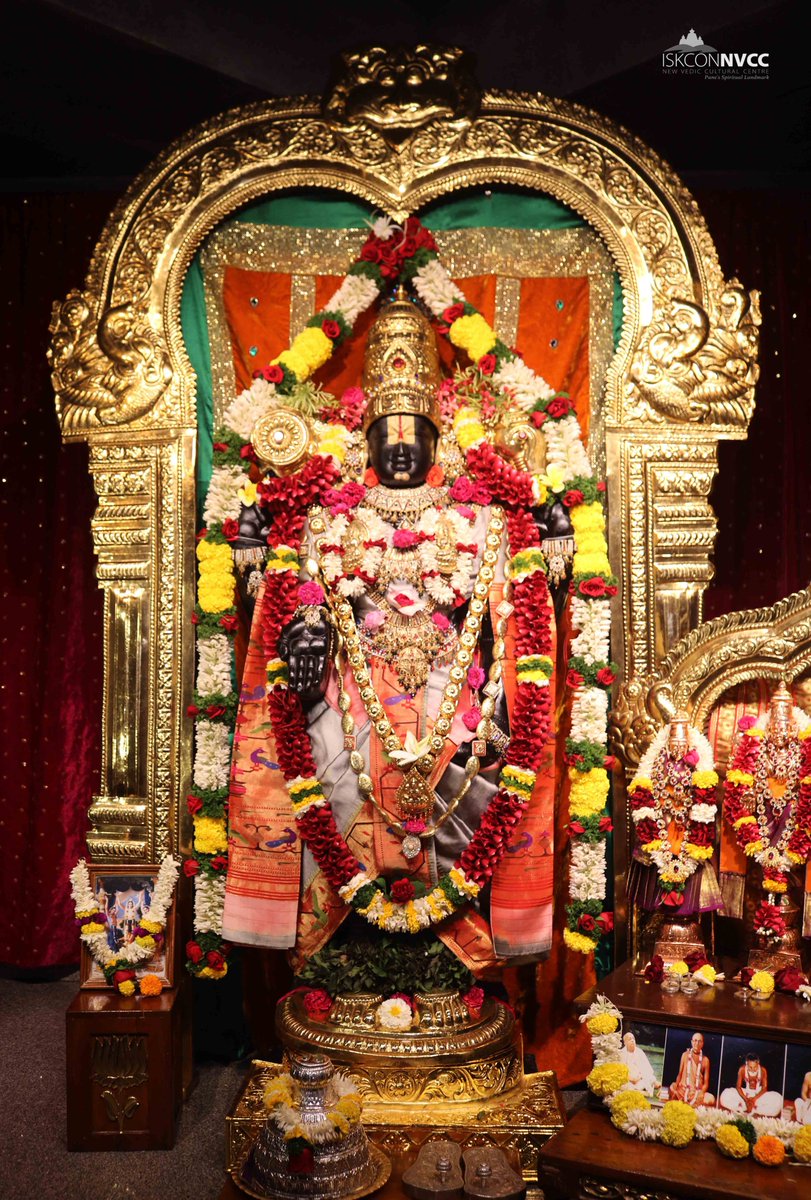 ISKCONPune's tweet photo. 🙏🏽Today's Darshan 📿 🗓18-12-2024🙏
🌷Sri Balaji🌷
🚩@ISKCONNVCCPune🚩
.
.
#ISKCONNVCC #ISKCONPune #ISKCONNVCCPune #ISKCON #18thdecember #18thdecember2024 #Wednessday #Harinaamsankirtan #Radheshyamdas #Radheradhe #Sankirtan #Kirtan #Vrindavan #Mayapur #Prabhupada #GVE #Govardhan https://t.co/Uy0NKP7Ogq