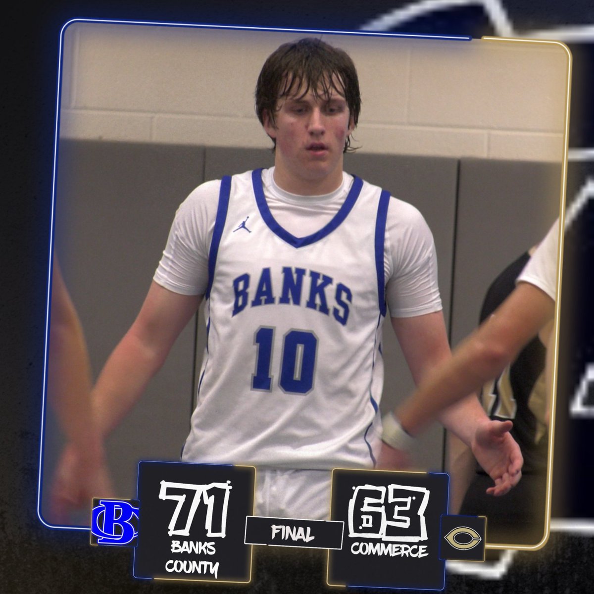 𝐅𝐈𝐍𝐀𝐋: 𝐁𝐚𝐧𝐤𝐬 𝐂𝐨𝐮𝐧𝐭𝐲 𝐋𝐞𝐨𝐩𝐚𝐫𝐝𝐬 𝟕𝟏, 𝐂𝐨𝐦𝐦𝐞𝐫𝐜𝐞 𝐓𝐢𝐠𝐞𝐫𝐬 𝟔𝟑
INTENSE...A chippy game got within a single point multiple times, but the <a href="/BanksCoBoys/">Banks Co Boys Basketball</a> held on for the tough region win!

RECAP/VIDEO: blitzsportsga.com/2024/12/17/leo…